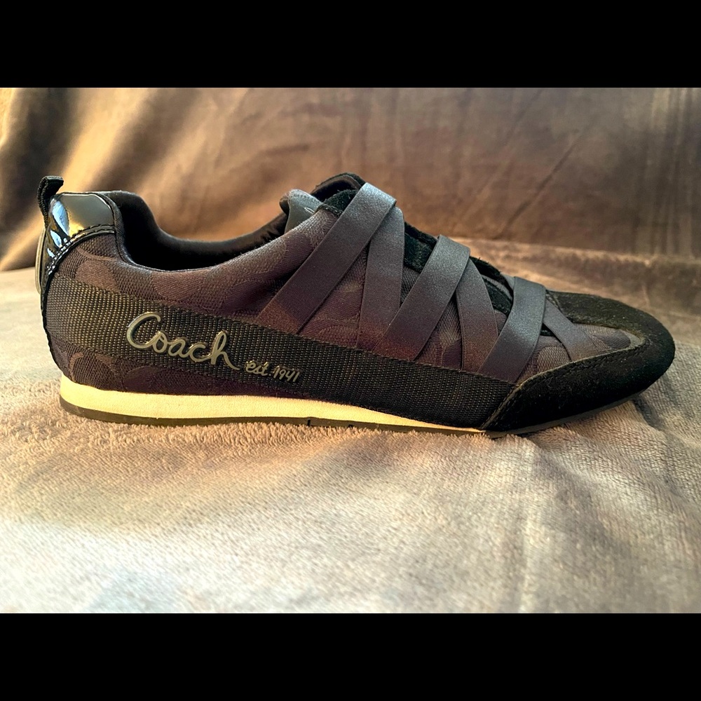 Brand New Coach Sneakers-Size 9